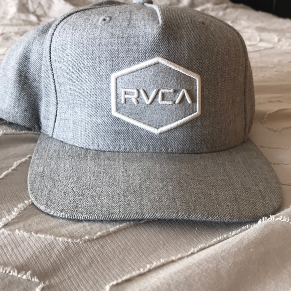 SnapBack hat - Picture 1 of 2